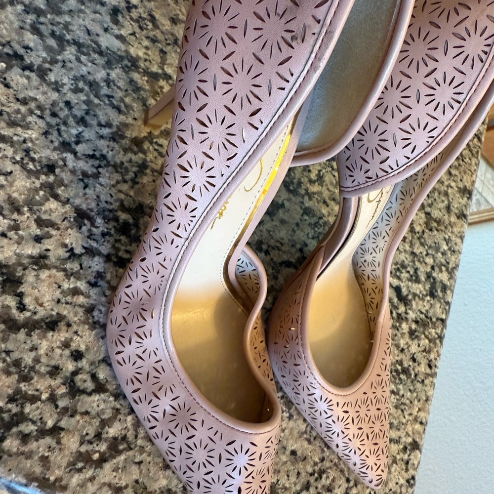 Jessica Simpson Dusty Pink Laser-Cut Pointed Toe Heels